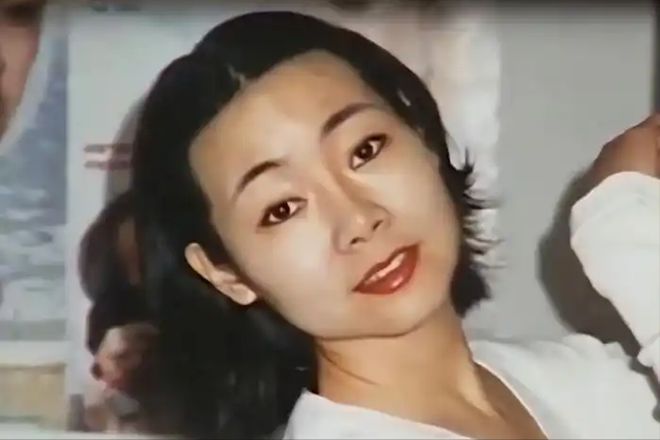 饭帅气丈夫甘当“家庭主夫”把她宠成宝K8凯发集团结婚34年只生孩子不做(图8)