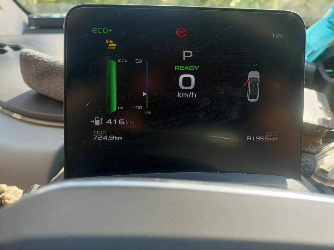 SUV 全家出李装备全装下凯发k8网站大